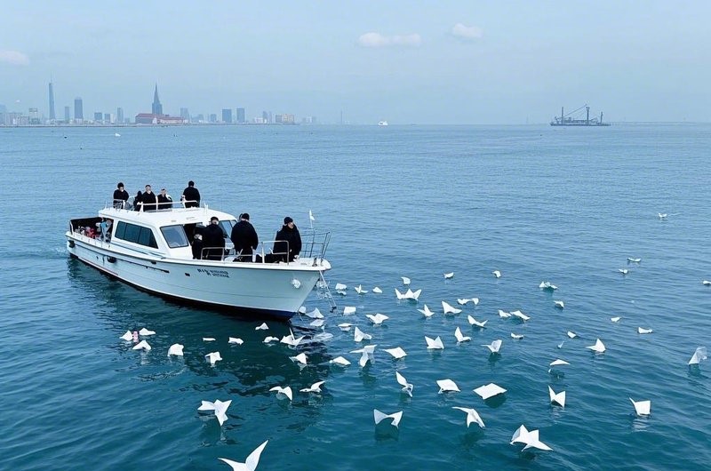 天津港海域 海葬 (2)